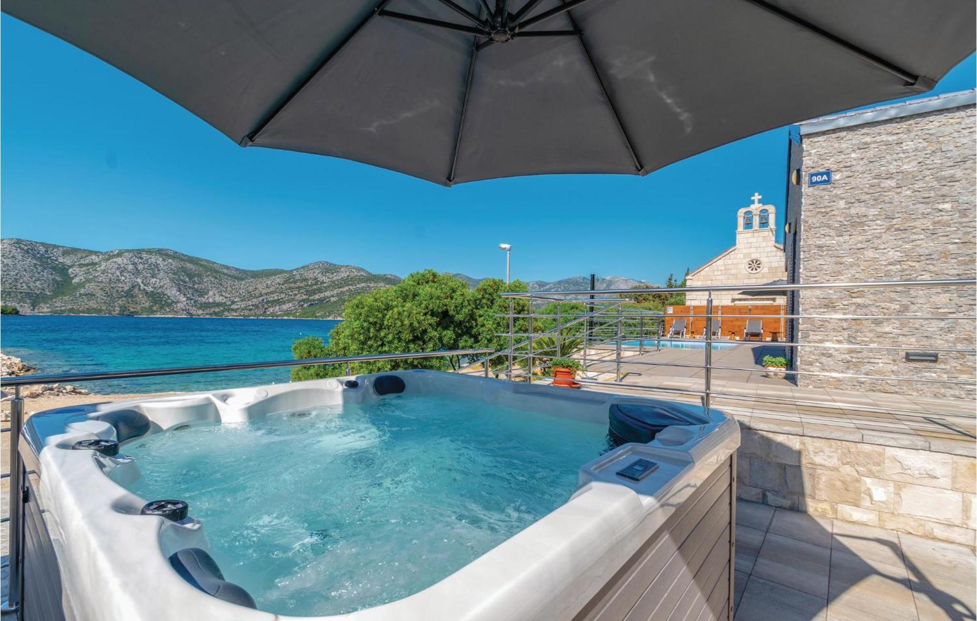 Beautiful home in Kneze with 4 Bedrooms, WiFi&Outdoor swimming pool Pupnat Buitenkant foto