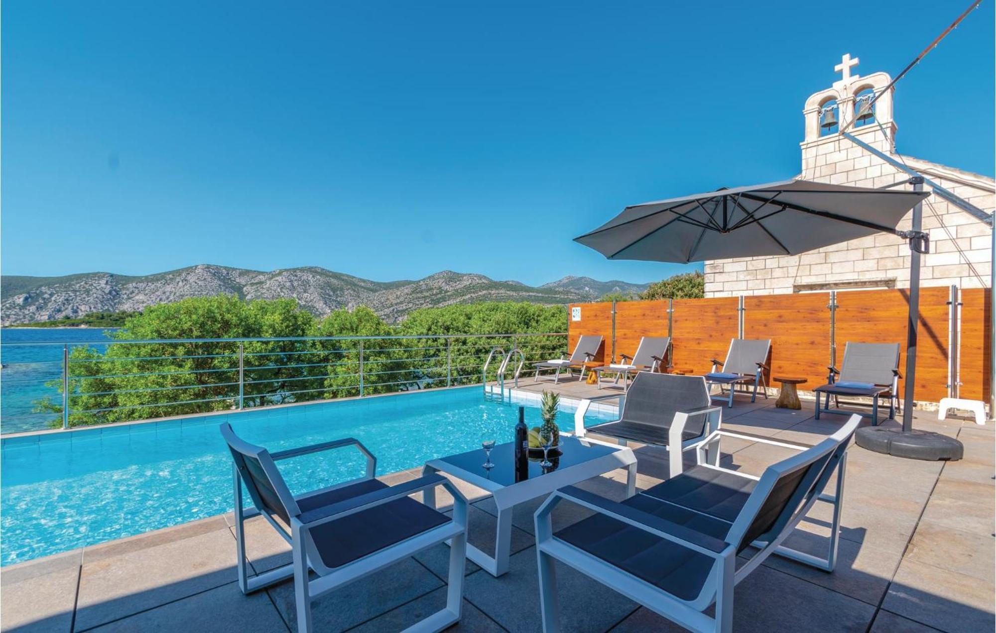 Beautiful home in Kneze with 4 Bedrooms, WiFi&Outdoor swimming pool Pupnat Buitenkant foto